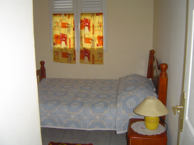 CHAMBRE 1 - CLIMATISEE CHAMBRE 1 - CLIMATISEE
