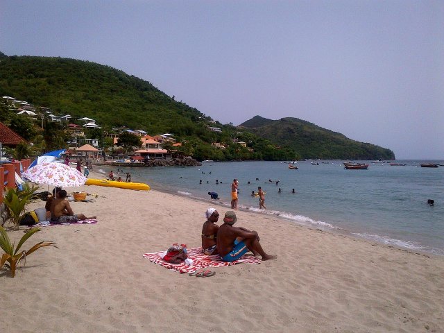 Plage du bourg des Anses d Arlets  400m de la location