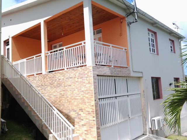 Façade de la maison Façade de la maison