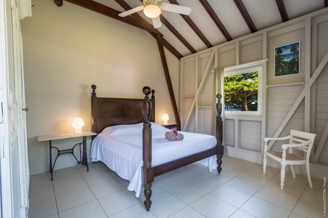 Chambre Emilie , ambiance d antan - Emilie bedroom, old style Chambre Emilie , ambiance d antan - Emilie bedroom, old style